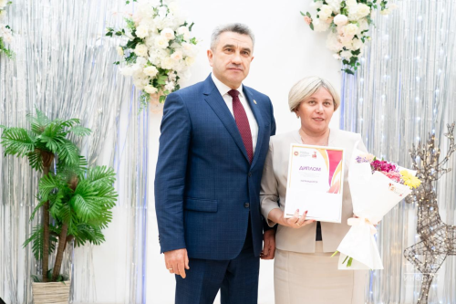 Туган тел укытучысы конкурсында лицейлылар җиңүче