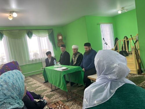 Метрәй авылында абыстайлар җыены узды