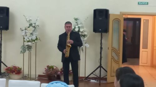 Район  җитәкчелеге илебезне саклаучы егетләрнең әниләре һәм тормыш иптәшләре белән очрашты