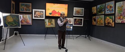 «Төсләрдә бәйрәм хисе» дип исемләнгән картиналар күргәзмәсен ачу чарасы узды