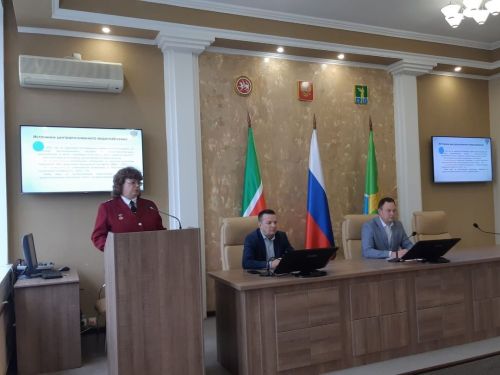 Мөслимдә эшлекле визит белән җитәкчеләр булды