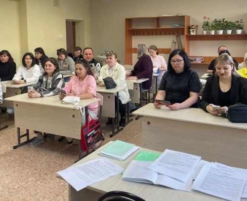 Ата-аналар җыелышы онлайн: район мәгариф идарәсе нәрсә турында сөйләде?