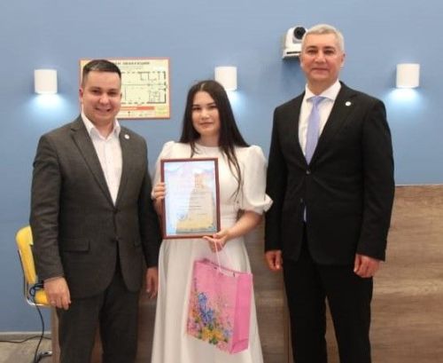 12 май — Шәфкать туташлары бәйрәме. Мөслим районында тантаналы чара