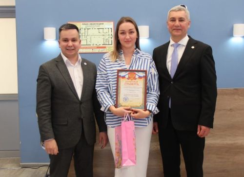 12 май — Шәфкать туташлары бәйрәме. Мөслим районында тантаналы чара