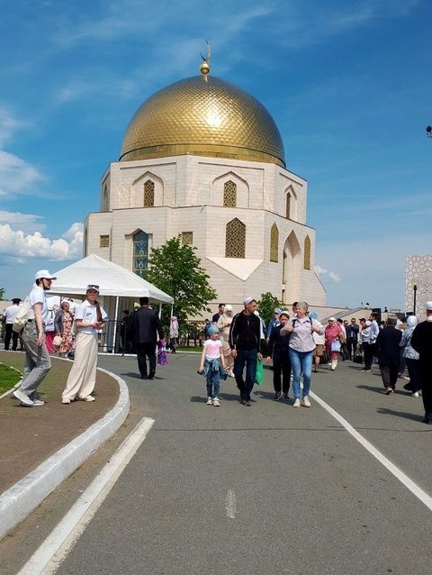 Бертөркем делегациясе Альберт Хуҗин һәм Илгиз Сөнгатуллин белән Болгар җыенында – Районның тарихи-мәдәни катнашы