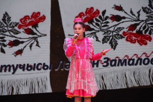 З. Басыйрова исемендәге мәдәният йортында балалар иҗаты бәйрәме