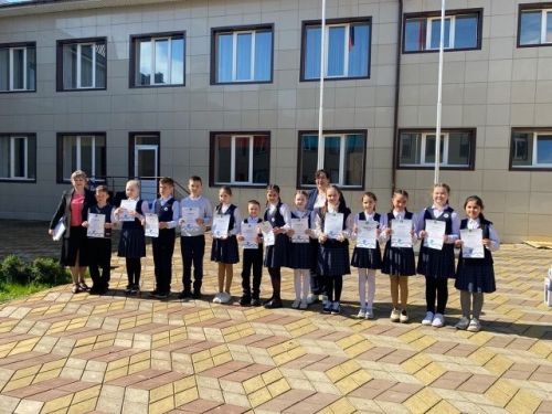 Тантаналы бүләкләү һәм макулатура җыю нәтиҗәләре