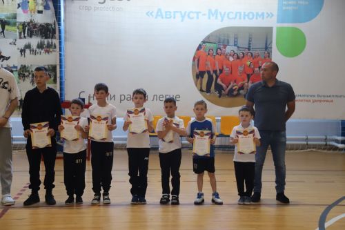 Кичә «Яшьлек» спорт мәктәбендә 2024-2025 уку елын ябу уңаеннан чыгарылыш тантанасы үткәрелде