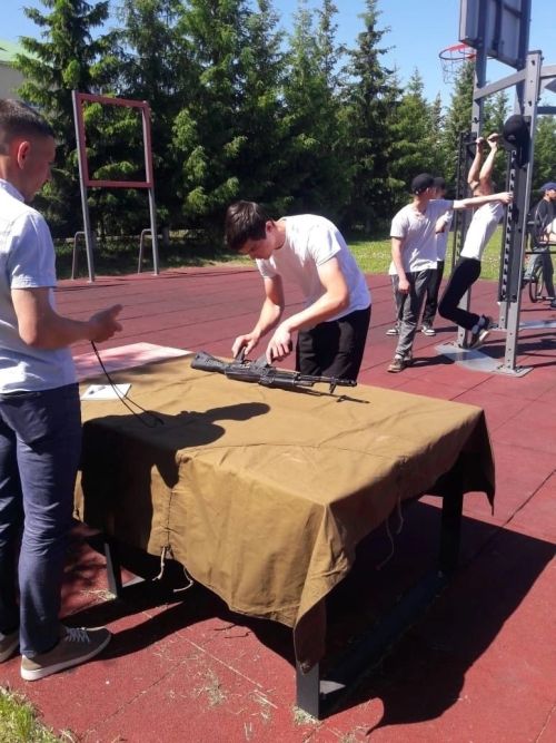 Мөслим политехника техникумы студентлары Актанышта «Җиңү байрагы» хәрби-патриотик спартакиадасында призлы урыннарны яулап алды