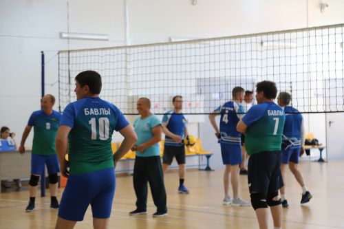 Республикакүләм муниципаль хезмәткәрләр спартакиадасы кысаларында волейбол уеннарына старт бирелде