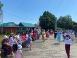 Балаларны яклау көне уңаеннан «Мөслим йөрәге» скверында җыр- шигырьләргә бай булган күңелле чара үткәрелде