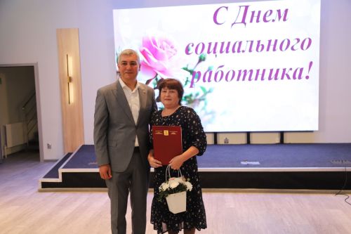 Хезмәттә – күңел җылысы
