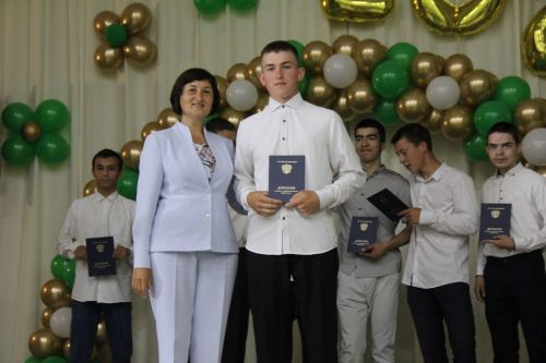 Тантаналы чыгарылыш: яңа белгечләр юлга чыкты!