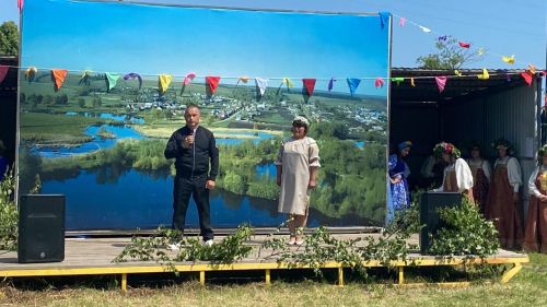 Изге Троица – халык йолалары һәм чиркәү кагыйдәләре белән үрелгән православие бәйрәмнәренең берсе