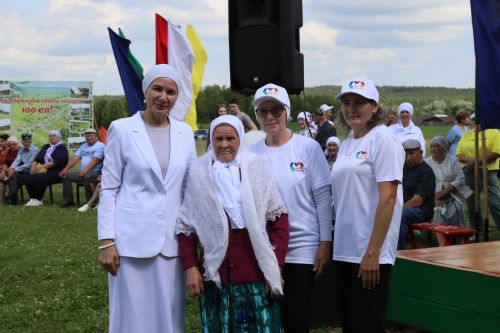 Яңа Карамалы төзелүгә 100 ел тулуга багышланган Авыл көне узды