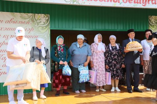 Яңа Карамалы төзелүгә 100 ел тулуга багышланган Авыл көне узды