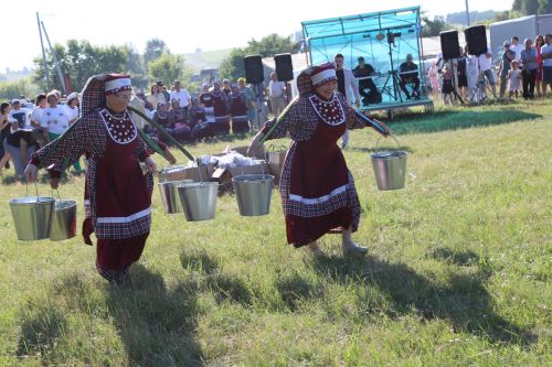 Питрау – гади һәм халыкчан бәйрәм
