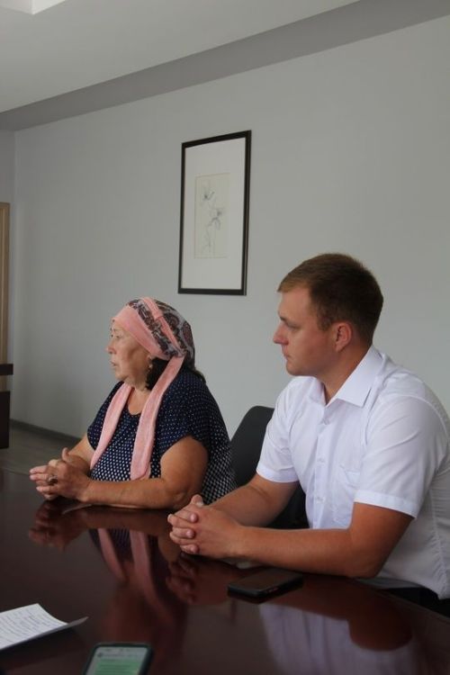 Район башлыгы Альберт Хуҗин шәхси сораулар буенча гражданнарны кабул итте