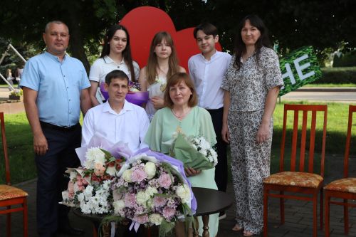 Мөслимнең «Бәхет» скверында Гаилә, мәхәббәт һәм тугрылык көненә багышланган чара үтте