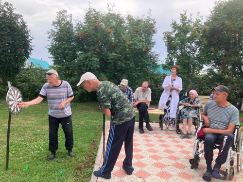 Мөслим картлар һәм инвалидлар интернат-йортында дартс буенча турнир узды