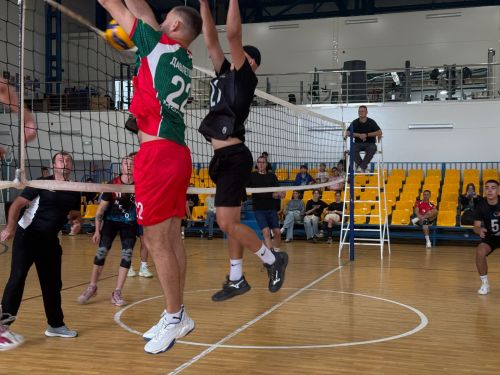 «Яшьлек» спорт комплексында волейбол турниры узды