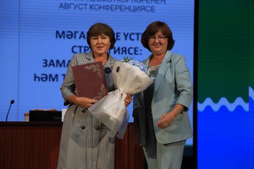 Бүген укытучылар киңәшмәсе узды
