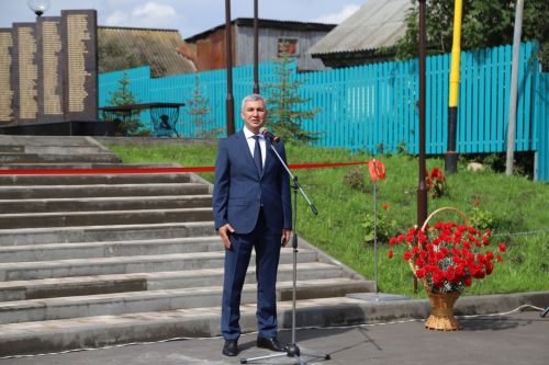 Мөслимгә эшлекле визит белән Марат Әхмәтов килде