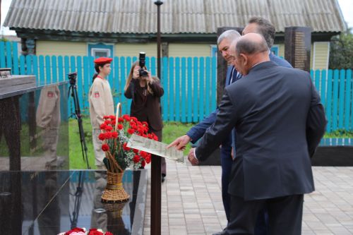 Мөслимгә эшлекле визит белән Марат Әхмәтов килде