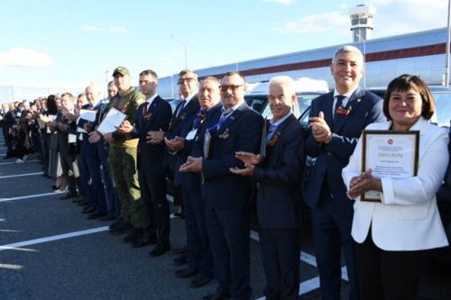 Республика смотр-конкурсы җиңүчеләрен тәбрикләнде