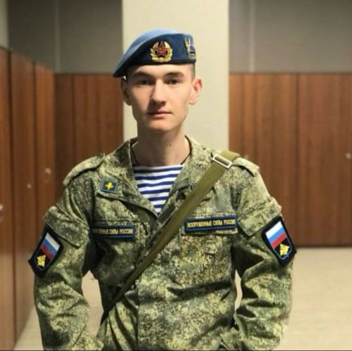 «Зәңгәр берет»лы Илназ