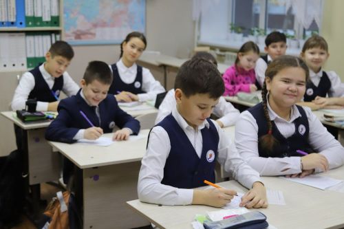 Мәктәп неврозы баш калкытмасын!