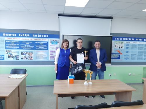 Кичә, Мөслим политехник техникумында “Автосессия” конкурсы үткәрелде