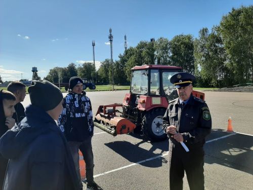 Тракторчы-машинист таныклыгы алачаклар