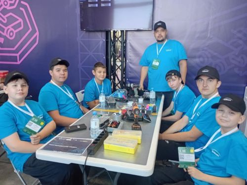 Kazan Digital Week-2025 форумында Мөслим укучылары да катнаша