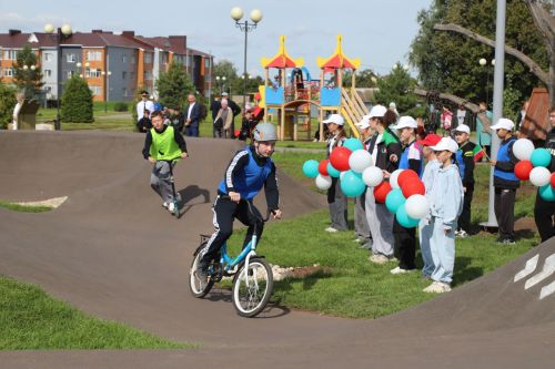 Республика көне уңаеннан Мөслимдә дә төрле бәйрәм чаралары узды