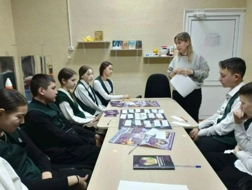 Мөслим мәктәбендә социаль ярдәм күрсәтү һәм психологик консультация: яшүсмерләр өчен актуаль темалар