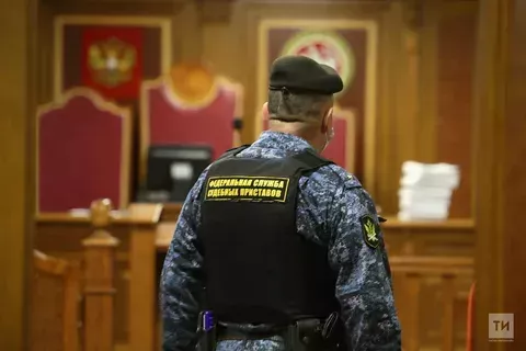 Райондашыбыз полиция хезмәткәренә карата көч кулланган өчен хөкем ителгән