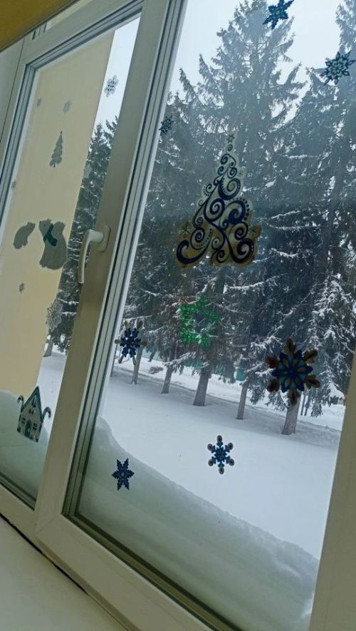 Г.Тукай исемендәге Мөслим урта мәктәбе тәрәзәләрен генә күрегез әле
