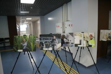 Мөслимдә ”Кешеләр һәм технологияләр” фотокүргәзмәсе ачылды