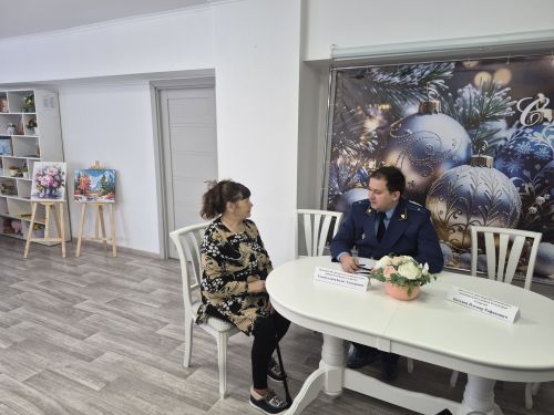 Мөслим районы прокуроры Булат Галимуллин белән очрашу
