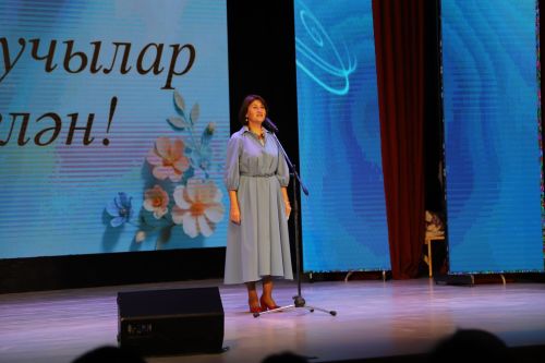Бүген районыбызның мәгариф хезмәткәрләре үзләренең һөнәри бәйрәмнәрен билгеләп үтәләр