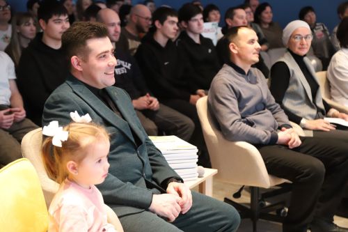 «Мизгел” яшьләр үзәгендә шаяннар һәм тапкырлар бәйгесе үтте