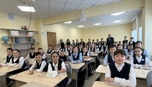 Мөслим лицеенда  “Әфганстан – йөрәк ярасы” темасына  тәрбия сәгате узды