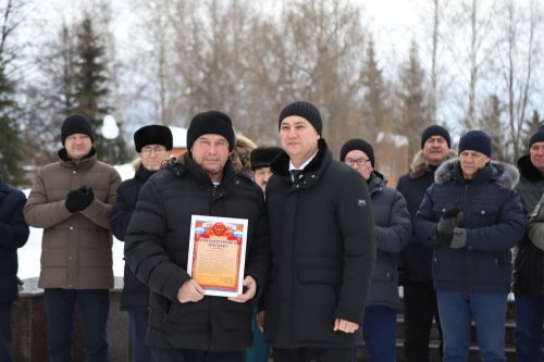 Совет гаскәрләрен Әфганстаннан чыгаруның 37 еллыгы уңаеннан митинг үтте