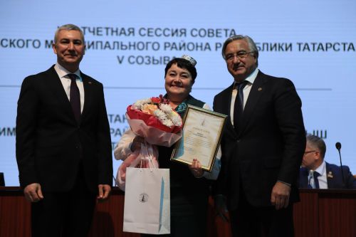 Мөслим яңа биеклекләргә омтыла