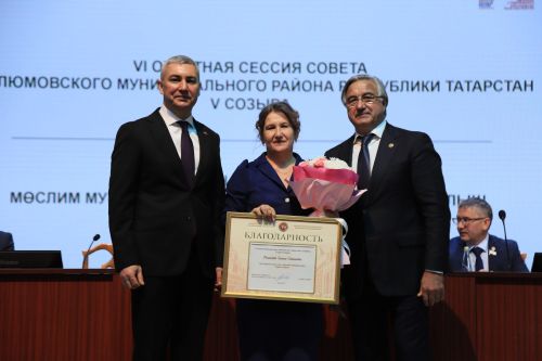 Мөслим яңа биеклекләргә омтыла