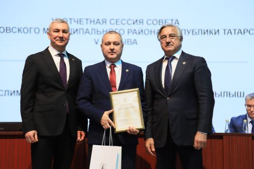 Мөслим яңа биеклекләргә омтыла