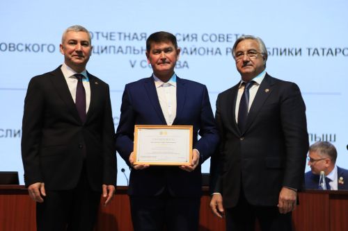 Мөслим яңа биеклекләргә омтыла