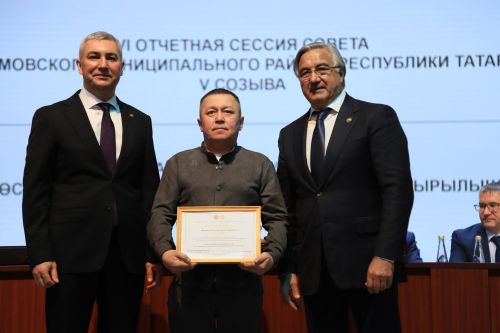 Мөслим яңа биеклекләргә омтыла