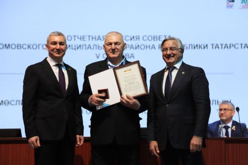 Мөслим яңа биеклекләргә омтыла